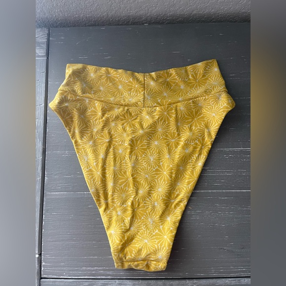 AERIE | Crossover high cut cheeky bikini bottom size small yellow shock - Picture 2 of 7